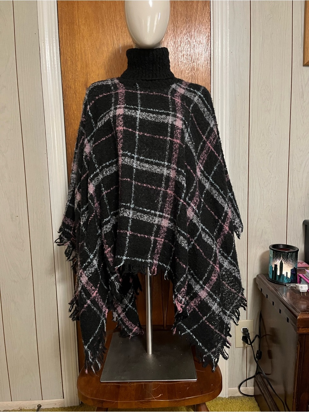 Source Unknown Black Plaid Turtleneck Poncho with Pink and White Accents